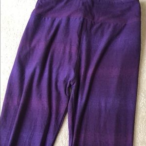 One size Lula Roe leggings